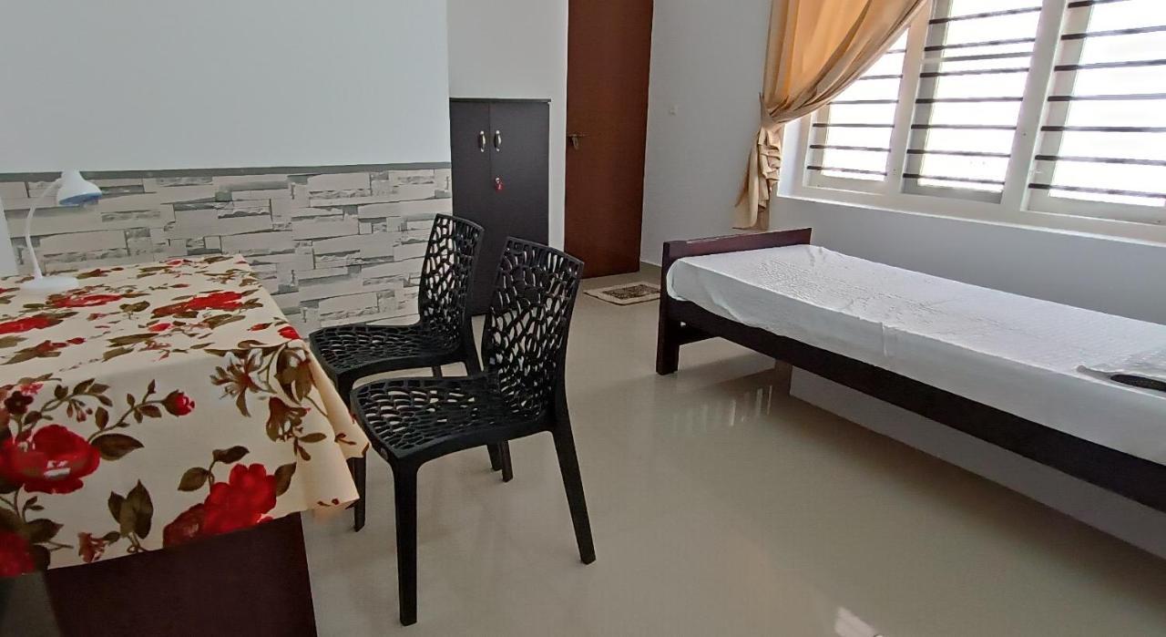 Prakriti Homestay Fortkochi Air Conditioned Rooms Exterior foto
